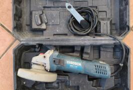 Location outil Meuleuse Électrique Bosch pro près de Marguerittes