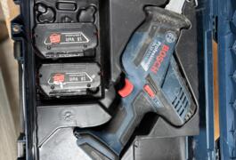 Location outil Scie sabre Électrique Bosch pro près de Rezé