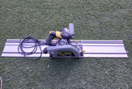 Location outil Scie circulaire Électrique Fartools près de Canohès