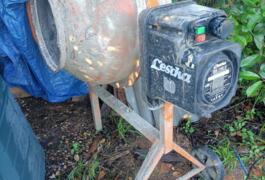 Location outil Bétonnière Électrique près de Antibes