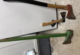 Location outil Hache près de Plounéventer