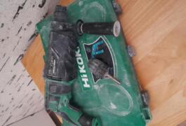 Location outil Perceuse Électrique Hikoki près de Loire-Authion