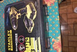 Location outil Perceuse Sans-fil Dewalt près de Martigues