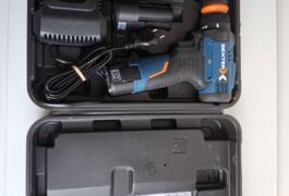 Location outil Perceuse Sans-fil Dexter près de Vert-Saint-Denis