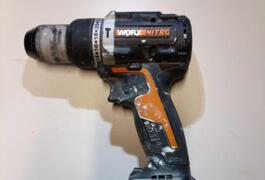 Location outil Perceuse Sans-fil près de Orée d'Anjou