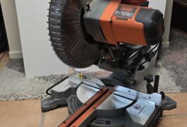 Location outil Scie à onglet Électrique Black et decker près de Chaville