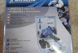 Location outil Visseuse Pneumatique Michelin près de Amfreville-Saint-Amand