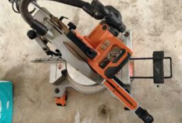 Location outil Scie circulaire sur table Électrique Aeg près de Le Puy-Sainte-Réparade