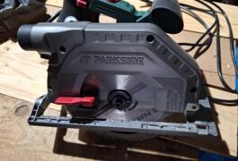 Location outil Scie circulaire Électrique Parkside près de Saint-Quentin-Fallavier