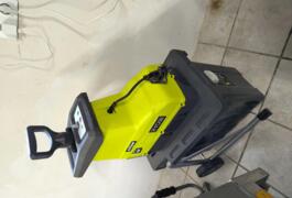Location outil Broyeur de végetaux Électrique Ryobi près de Saint-Jean-de-Niost