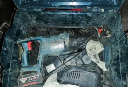 Location outil Scie sabre Bosch près de Athée-sur-Cher