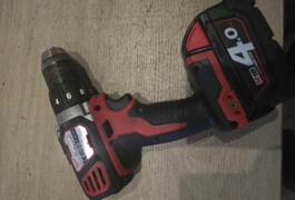 Location outil Perceuse Sans-fil Milwaukee près de Vitry-sur-Seine