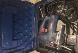 Location outil Scie sauteuse Bosch près de Vitry-sur-Seine