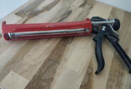 Location outil Pistolet silicone près de La Garde