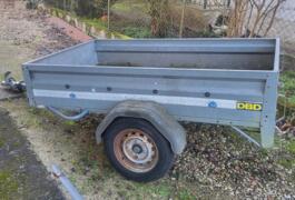 Location outil Remorque Moins de 750kg près de Soyaux