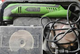 Location outil Outil multifonction Électrique près de Mimbaste