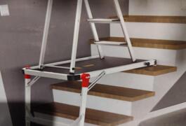 Location outil Plateforme escalier près de Hénin-sur-Cojeul