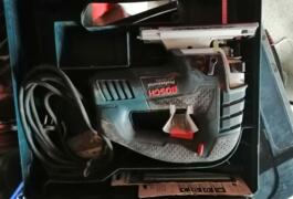 Location outil Scie sauteuse Filaire Bosch pro près de Athée-sur-Cher