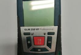 Location outil Télémètre laser Bosch près de Athée-sur-Cher