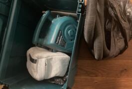 Location outil Aspirateur Électrique Makita près de Lyon