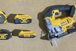 Location outil Scie sauteuse Sans-fil Dewalt près de Boulogne-Billancourt