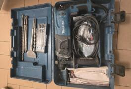 Location outil Burineur perforateur Électrique Makita près de Chamonix-Mont-Blanc