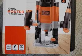 Location outil Fraiseuse Électrique Black et decker près de Ratte