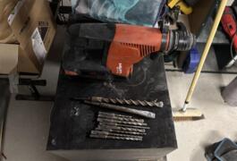 Location outil Burineur perforateur Électrique Hilti près de Quimper