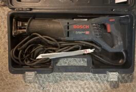 Location outil Scie sabre Électrique Bosch près de Nice