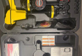 Location outil Détecteur multi matériaux Électrique près de Nice