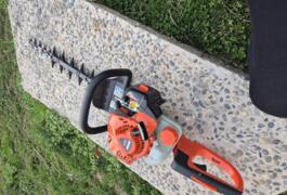 Location outil Taille haie Thermique près de Châteauneuf-le-Rouge