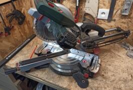 Location outil Scie à onglet Électrique Metabo près de Aix-en-Provence