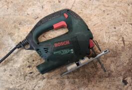 Location outil Scie sauteuse Filaire Bosch près de Aix-en-Provence