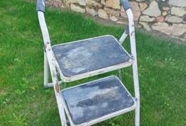 Location outil Escabeau près de Erbray