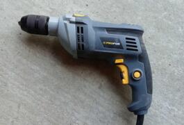 Location outil Perceuse Électrique près de Erbray