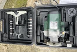 Location outil Défonceuse à bois Électrique près de Liancourt