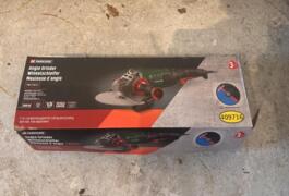 Location outil Meuleuse Électrique Parkside près de Maubeuge