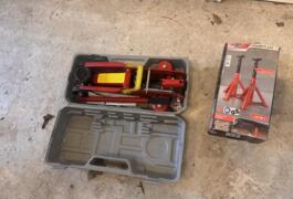 Location outil Cric Hydraulique près de Maubeuge