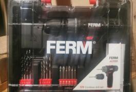 Location outil Perceuse Sans-fil près de Le Louverot