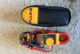 Location outil Testeur électrique près de Pey