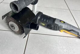 Location outil Rénovateur extérieur 1300w, brosse laiton Fartools près de Écurat
