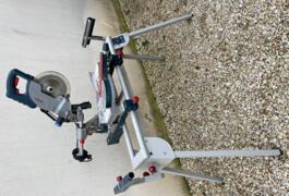 Location outil Scie à onglet Électrique Bosch près de Mareuil-lès-Meaux