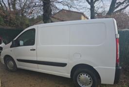 Location outil Utilitaire Plus de 5m3 près de Saint-Martin-d'Ardèche