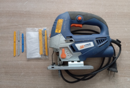 Location outil Scie sauteuse Filaire Dexter près de Saint-Martin-du-Manoir