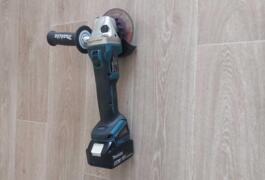 Location outil Meuleuse Sans-fil Makita près de Bordeaux