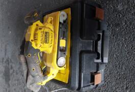 Location outil Ponceuse à bande Électrique Stanley près de Bordeaux