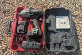 Location outil Visseuse Électrique Parkside près de Mesnils-sur-Iton