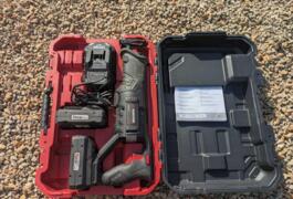 Location outil Scie sabre Électrique Parkside près de Mesnils-sur-Iton