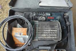 Location outil Burineur perforateur Électrique Bosch près de Jonage