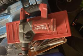 Location outil Burineur perforateur Électrique Milwaukee près de Charny